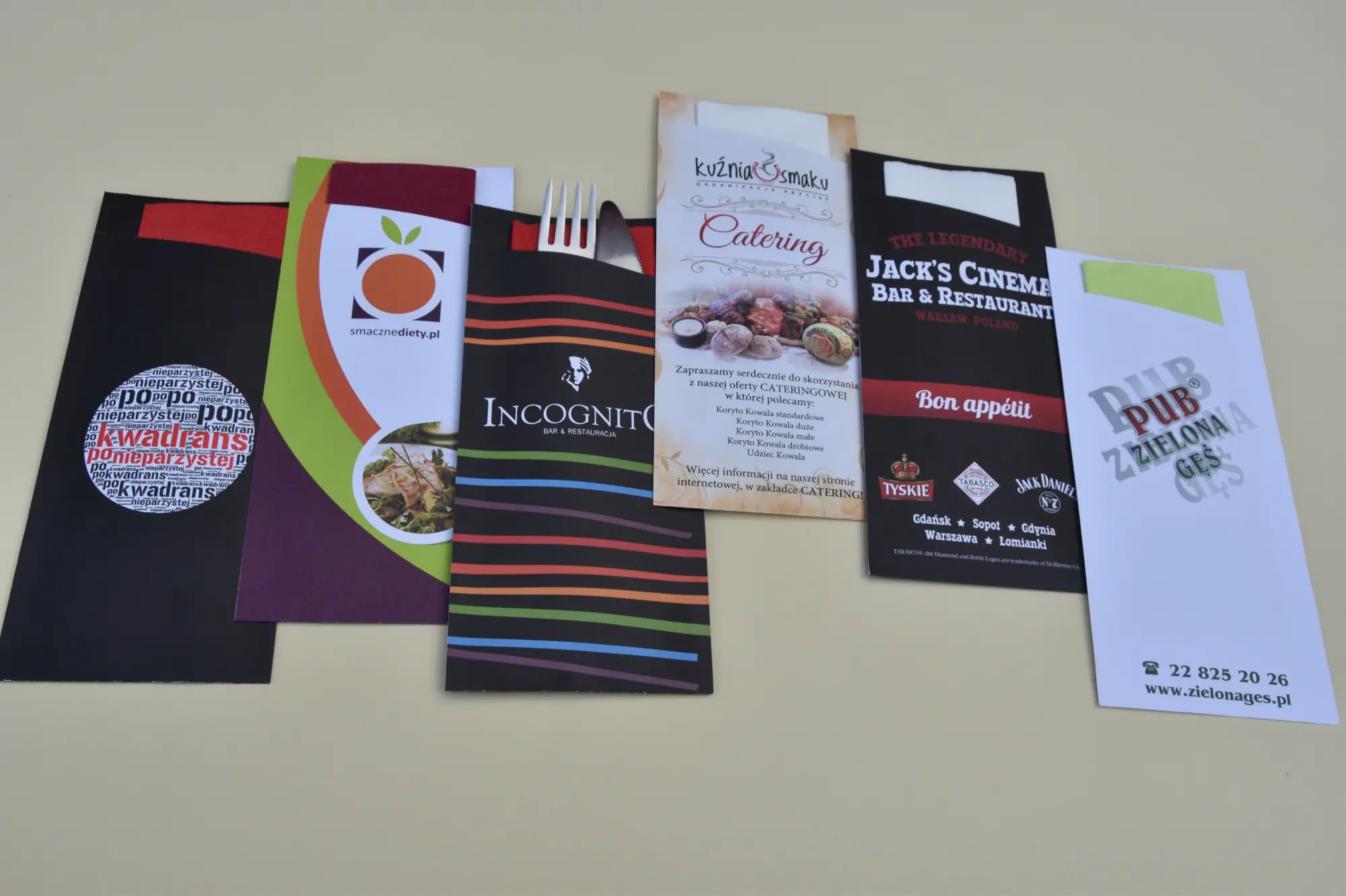 papierowe etui na sztućce